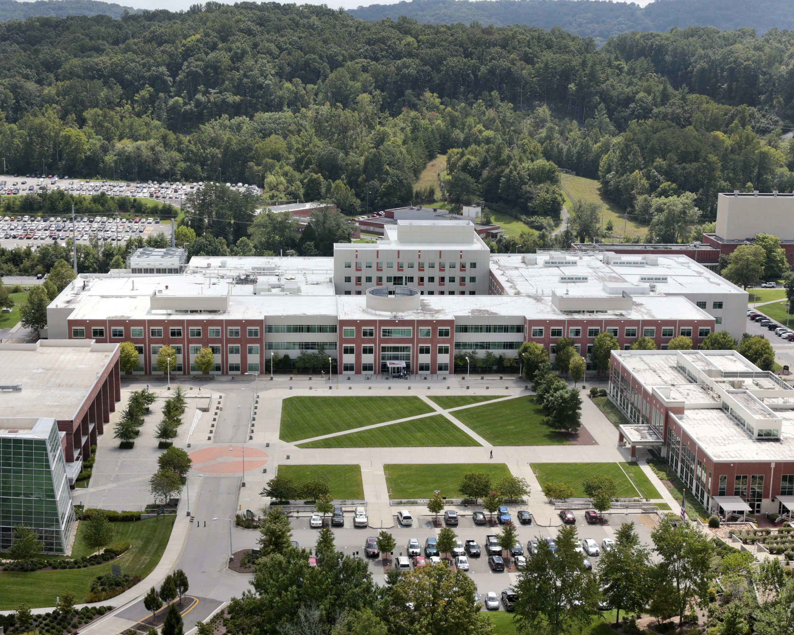 Amidst Pandemic, OLCF Hosts First Remote User Meeting
