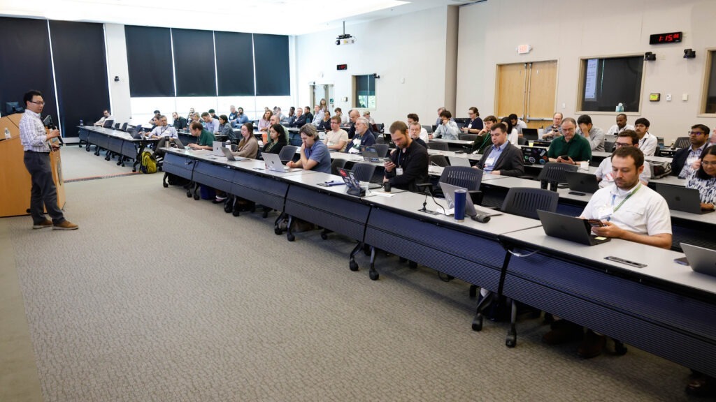 Attendees participate in the Oak Ridge Leadership Computing Facility User Summit in Building 5200 at Oak Ridge National Laboratory.